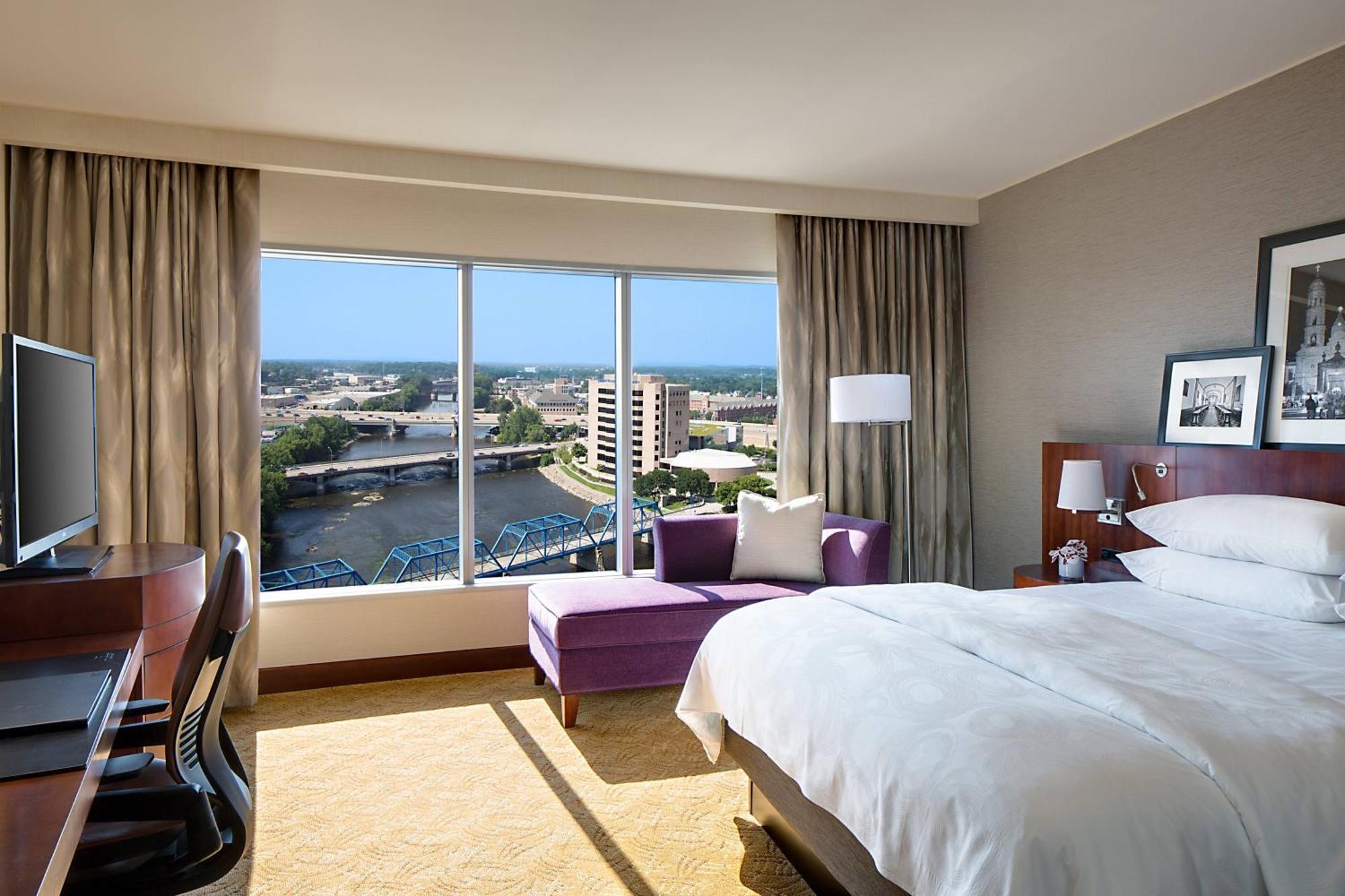 Jw Marriott Grand Rapids Hotel Exterior photo