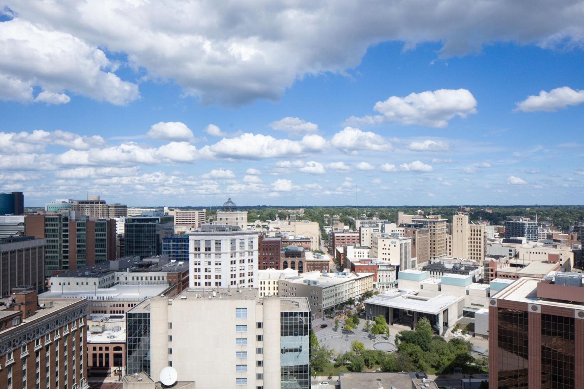 Jw Marriott Grand Rapids Hotel Exterior photo