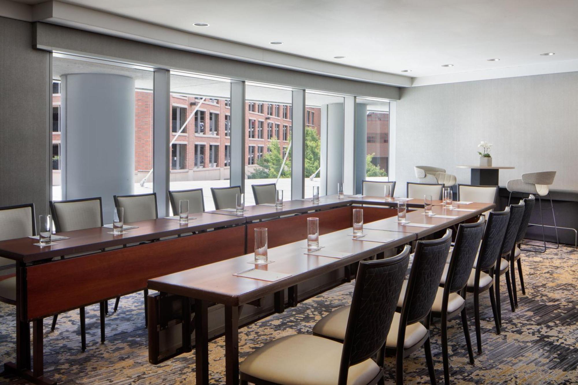 Jw Marriott Grand Rapids Hotel Exterior photo