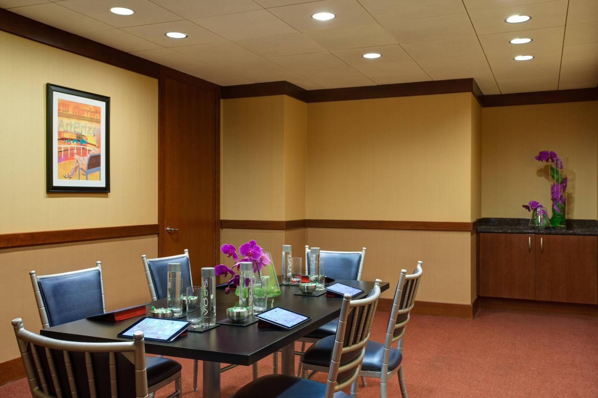 Jw Marriott Grand Rapids Hotel Exterior photo