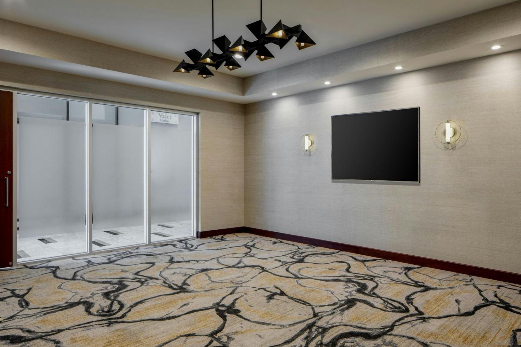 Jw Marriott Grand Rapids Hotel Exterior photo